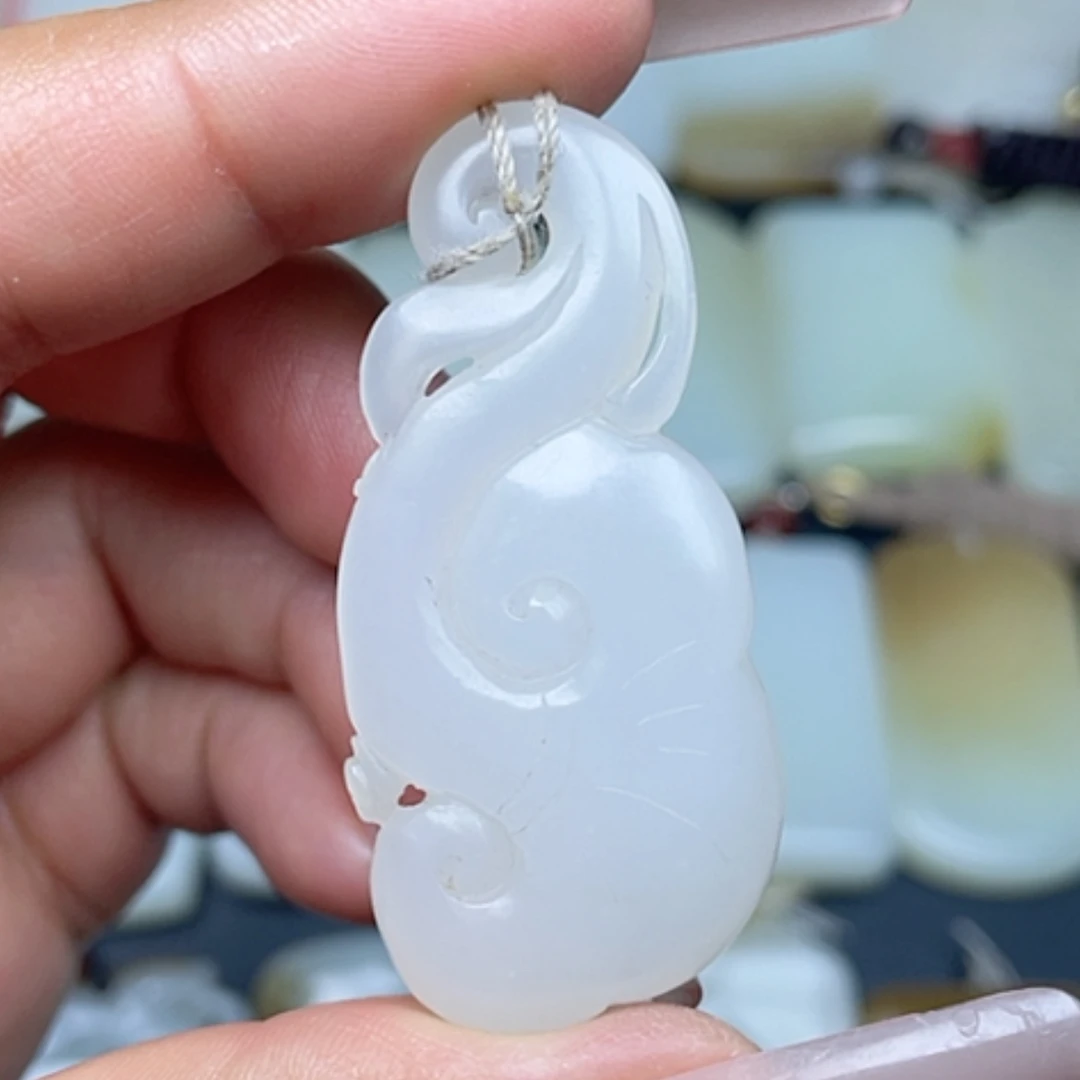 【闪购商品】颈饰未镶嵌和田玉