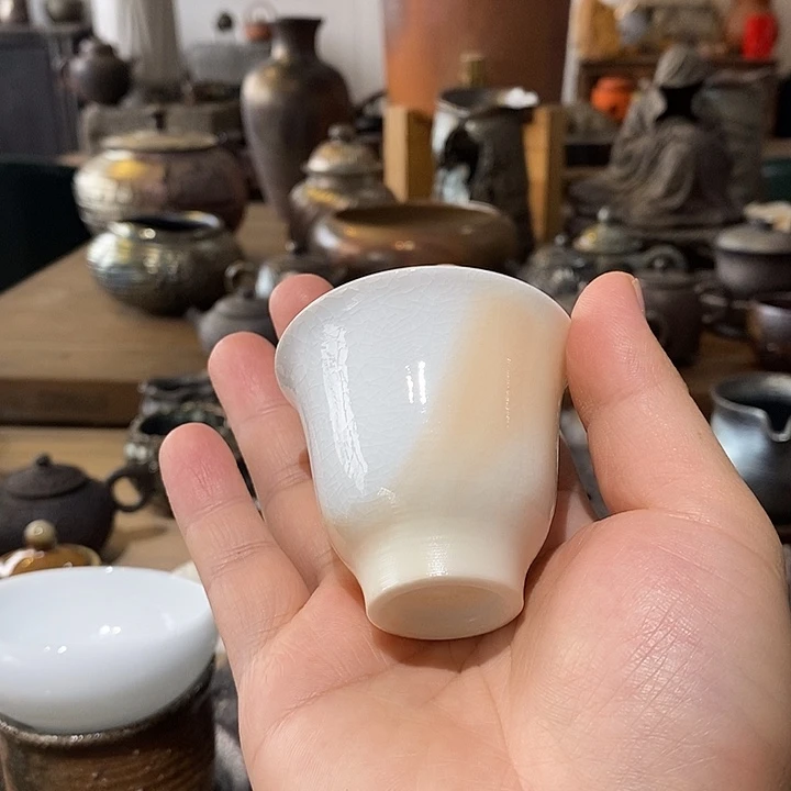 春***意杯手工制作工艺精湛