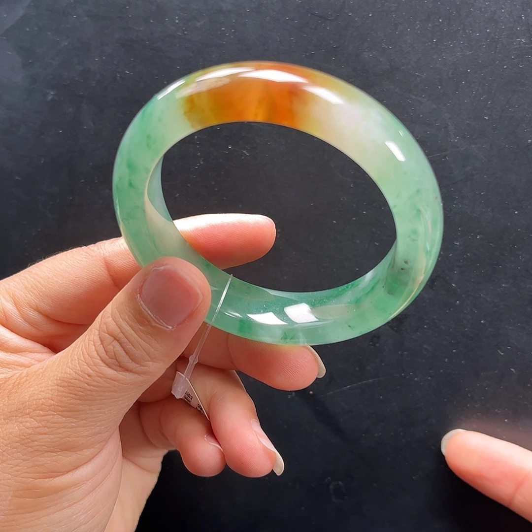 石英质玉未镶嵌手镯