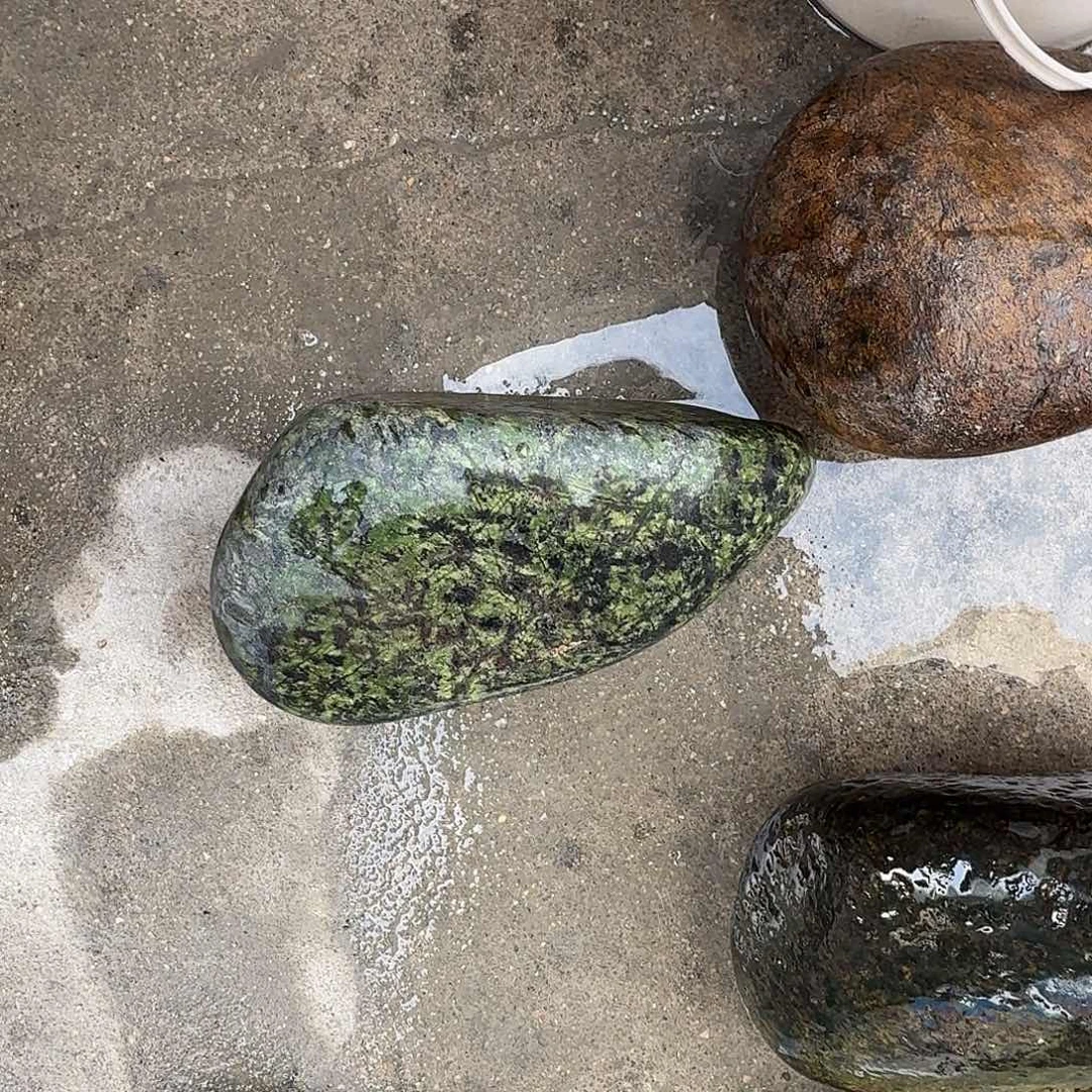 金***堂蛇纹石玉未镶嵌天然原石摆件藏玉西藏