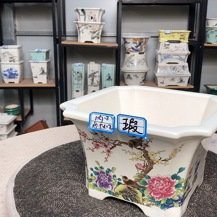 紫砂的花盆很漂亮9