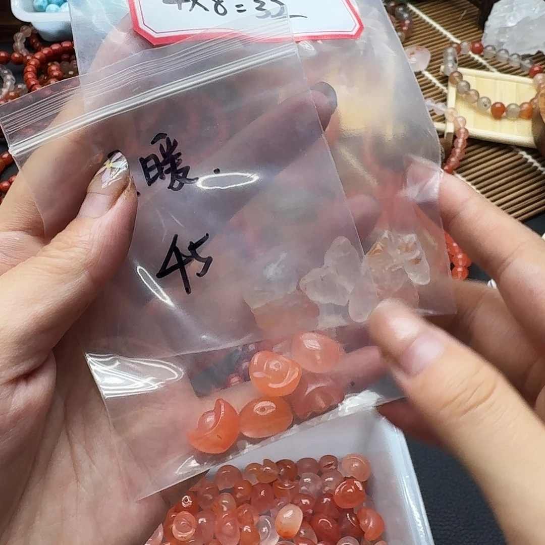 南红玛瑙未镶嵌颈饰10.1