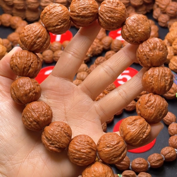 文玩核桃吊坠聚宝盆