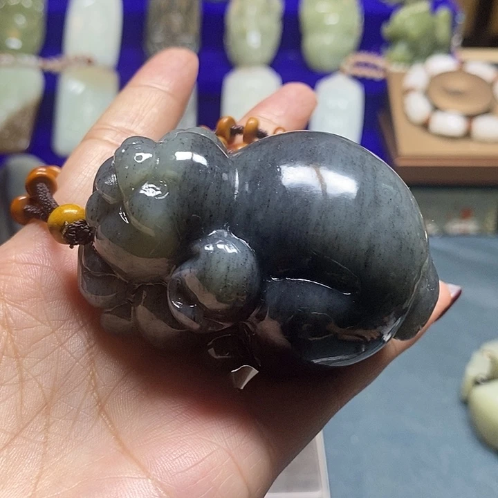 和田玉未镶嵌挂件