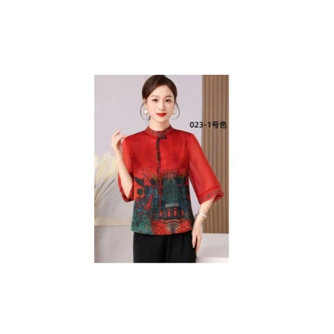 3-023-28新款舒适时尚印花小衫