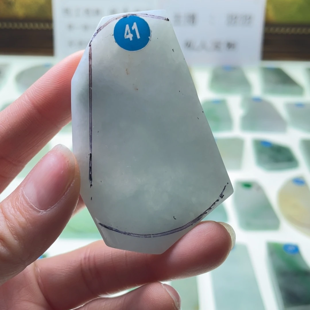 定制翡翠未镶嵌挂件