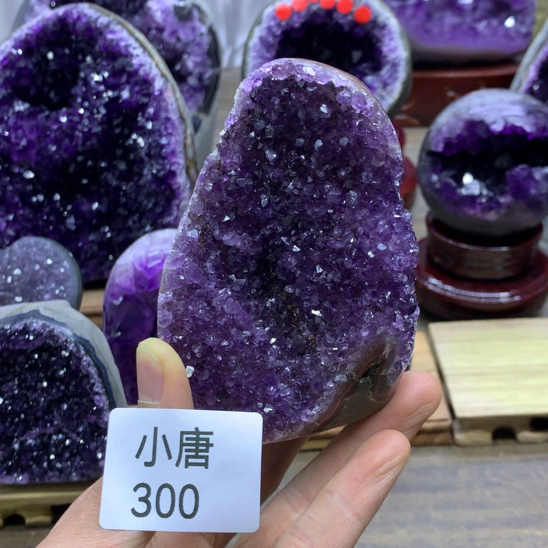 紫晶大型摆件（非配饰）未镶嵌