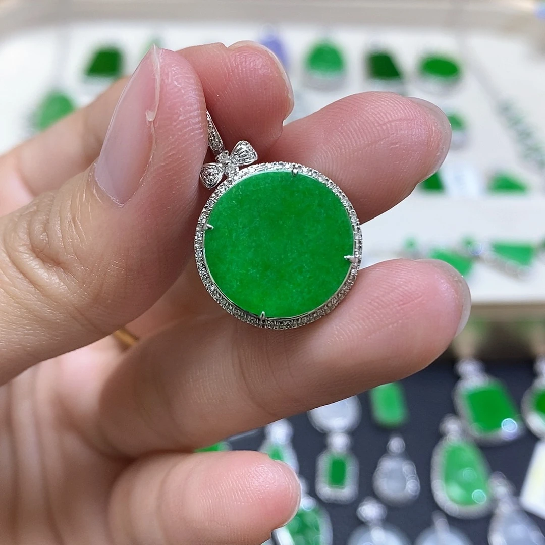 翡翠18K金镶嵌吊坠(不含链)