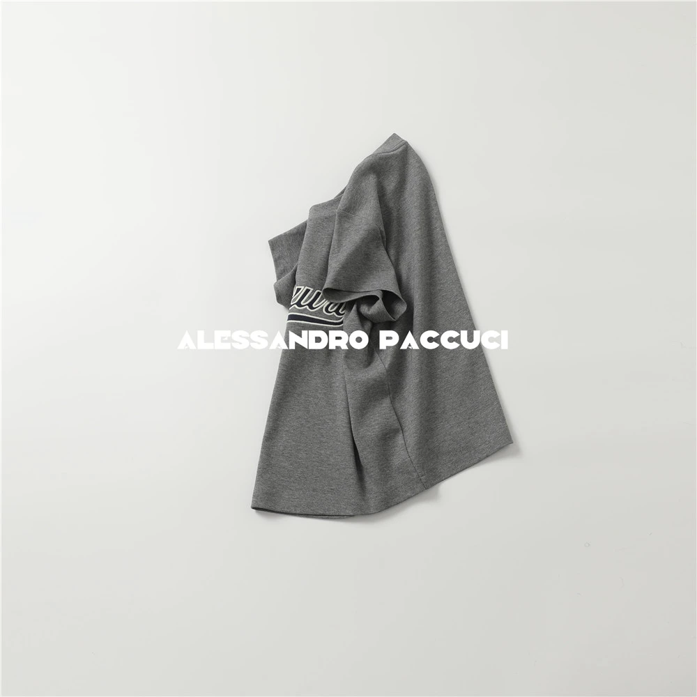 AP洛哥53145TT圆领100棉字母绣花短袖灰色时尚百搭短T恤