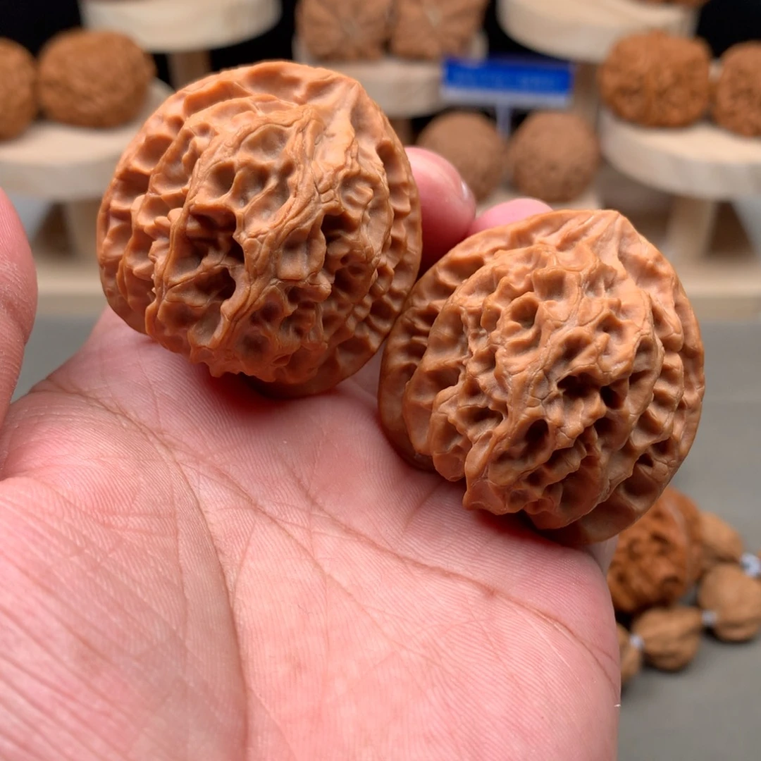 吊坠桃核苹果园核桃