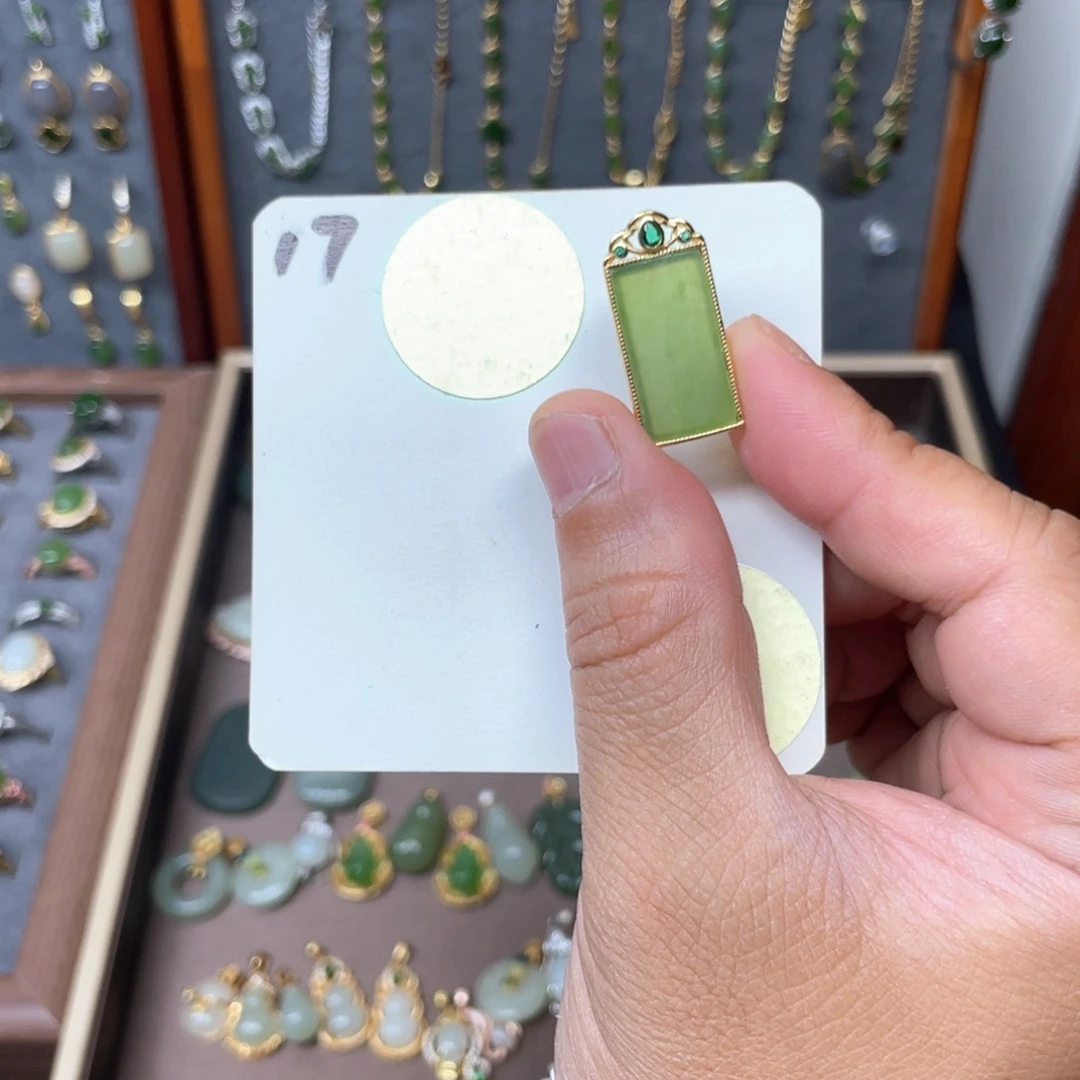 和田玉银S925镶嵌颈饰和田玉17