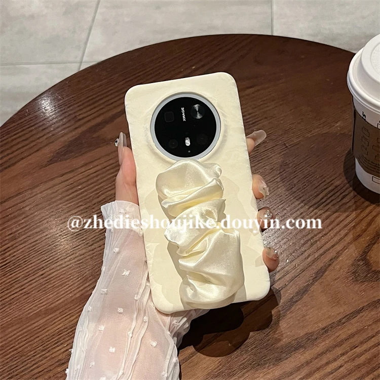 适用华为mate60pro手机壳高级丝绸纹丝巾腕带mate70pro防摔保护套