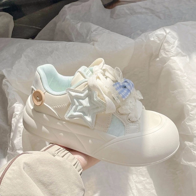 原创蝴蝶结星星小白鞋女款2025春季爆款学生厚底增高百搭运动鞋子