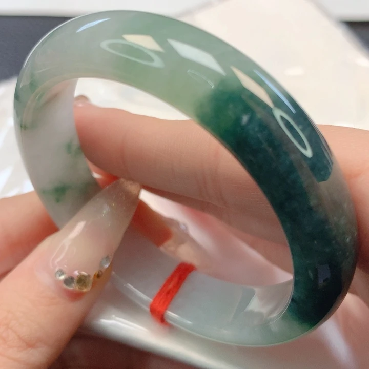 【闪购商品】翡翠手镯未镶嵌54圈