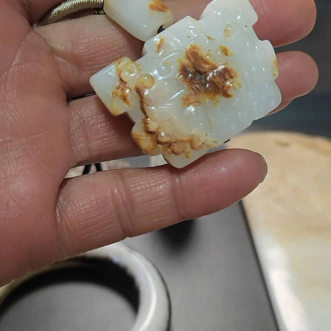 和田玉（糖玉）未镶嵌挂件