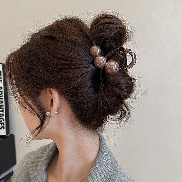 优雅气质丝绒珍珠抓夹中号鲨鱼夹发夹女2025新款后脑勺高级感发饰