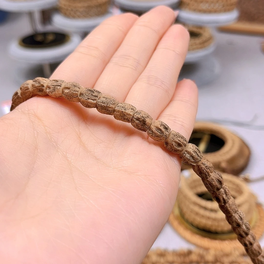 柏香籽/百香籽吊坠张*蛋