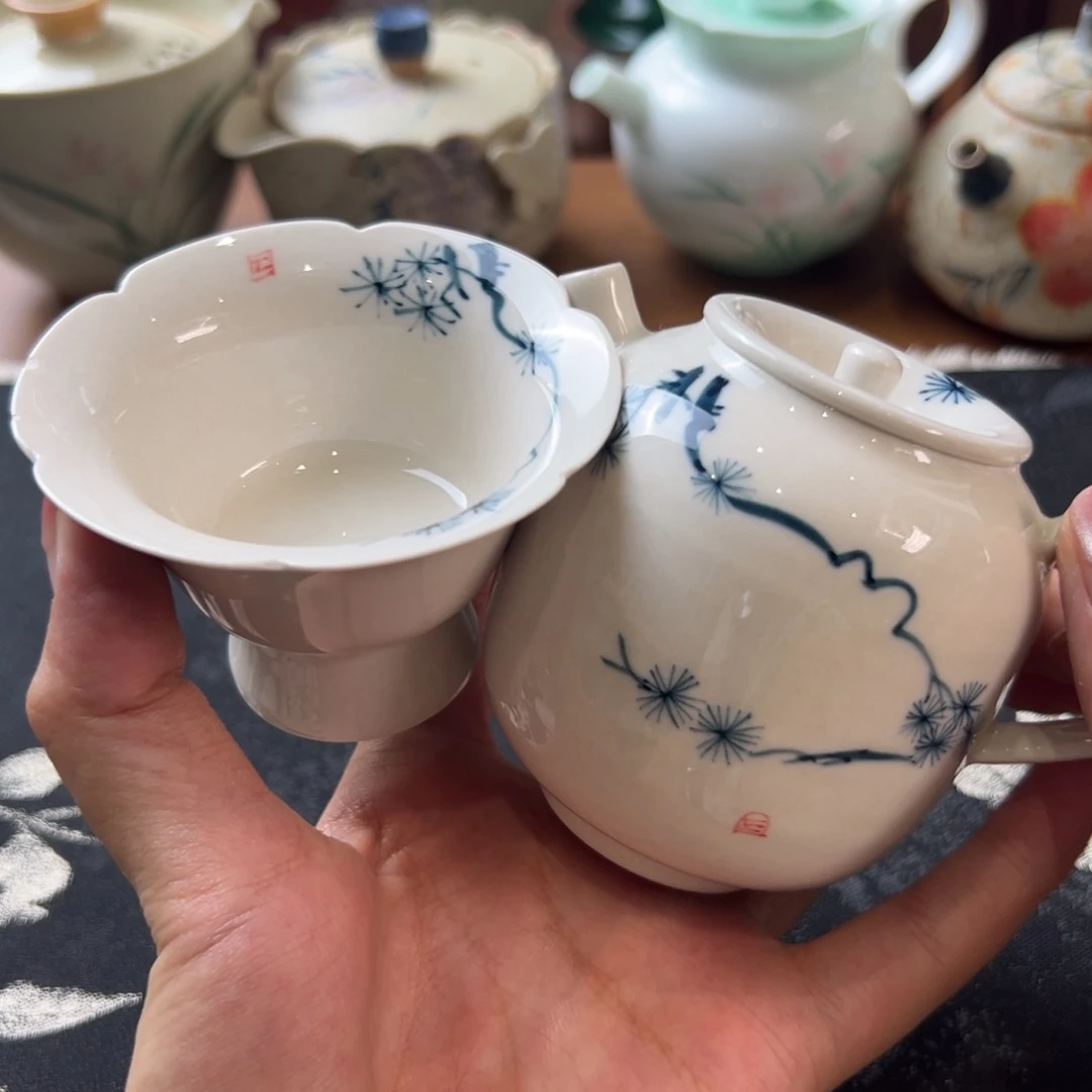 茶具等产品的生产和销售为一体