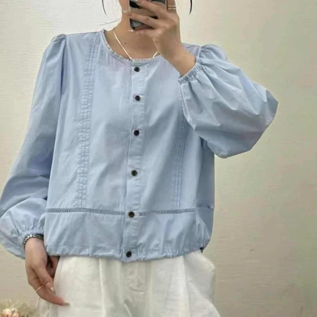 8861#【衣长53】文艺复古木耳边圆领衬衫女春季休闲减龄单排扣上衣
