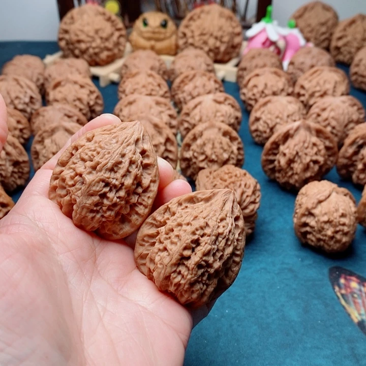 把件文玩核桃虎头王38