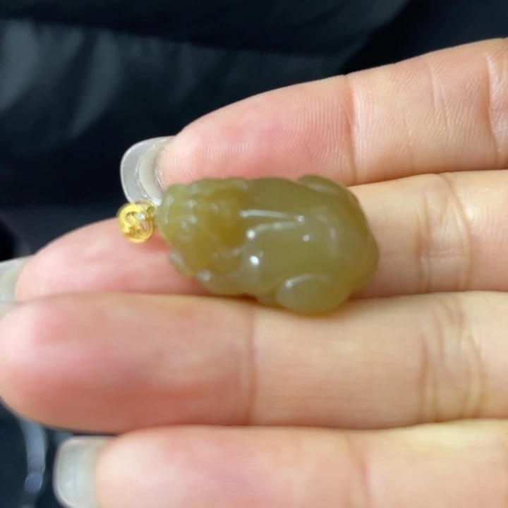 和田玉18K金镶嵌颈饰