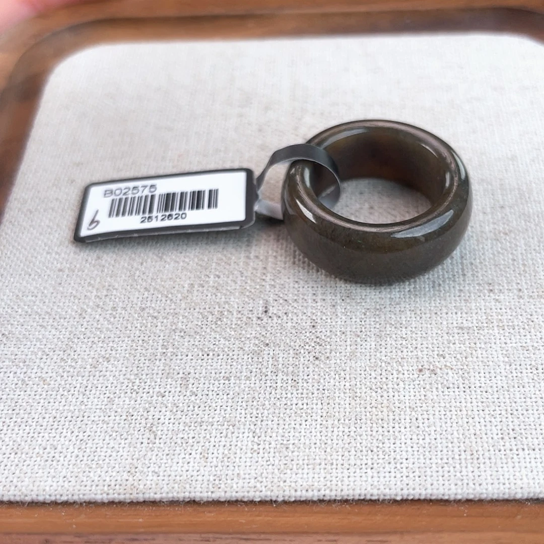 和田玉未镶嵌戒指U91咖糖轮胎17.4不退换