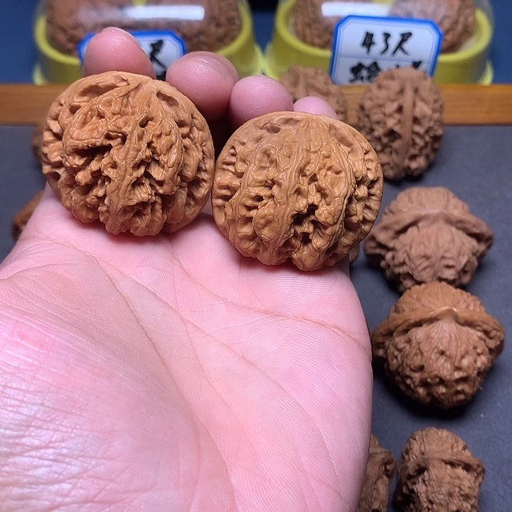 文玩核桃把件粗筋