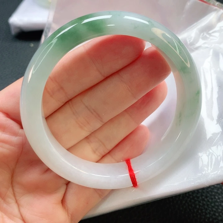 翡翠手镯未镶嵌57.6正