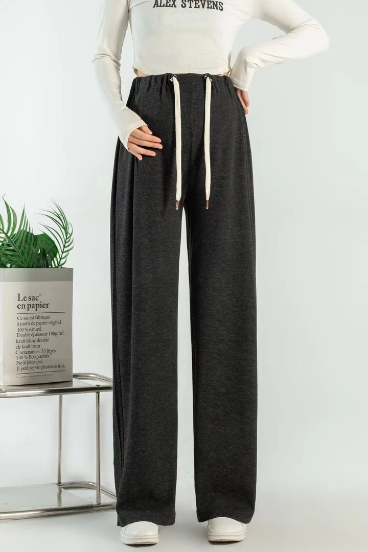 （实体店批发）春款孕妇糯米裤7070