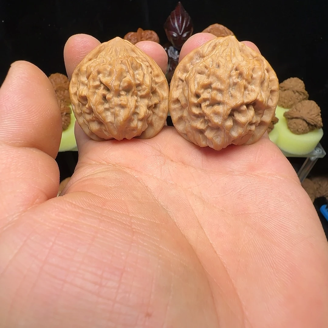 文玩核桃把件39全品玉玺两楞