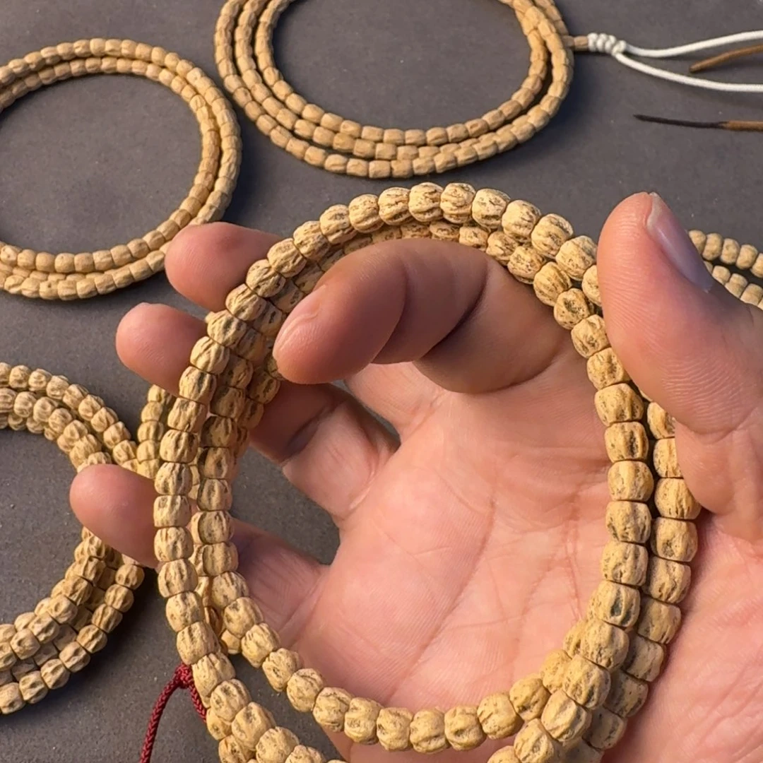 文***盒吊坠柏香籽/百香籽