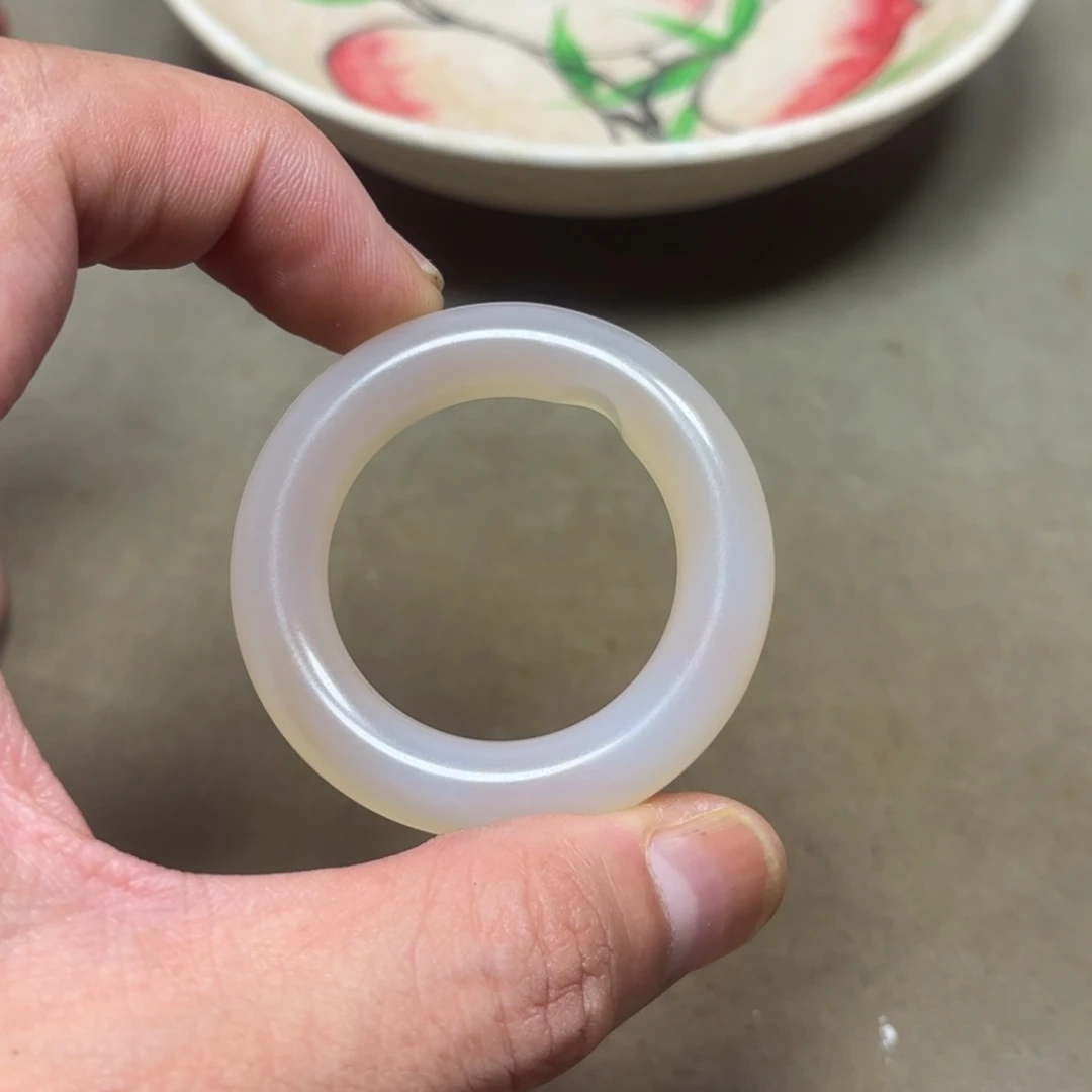 这个物件很老气啊