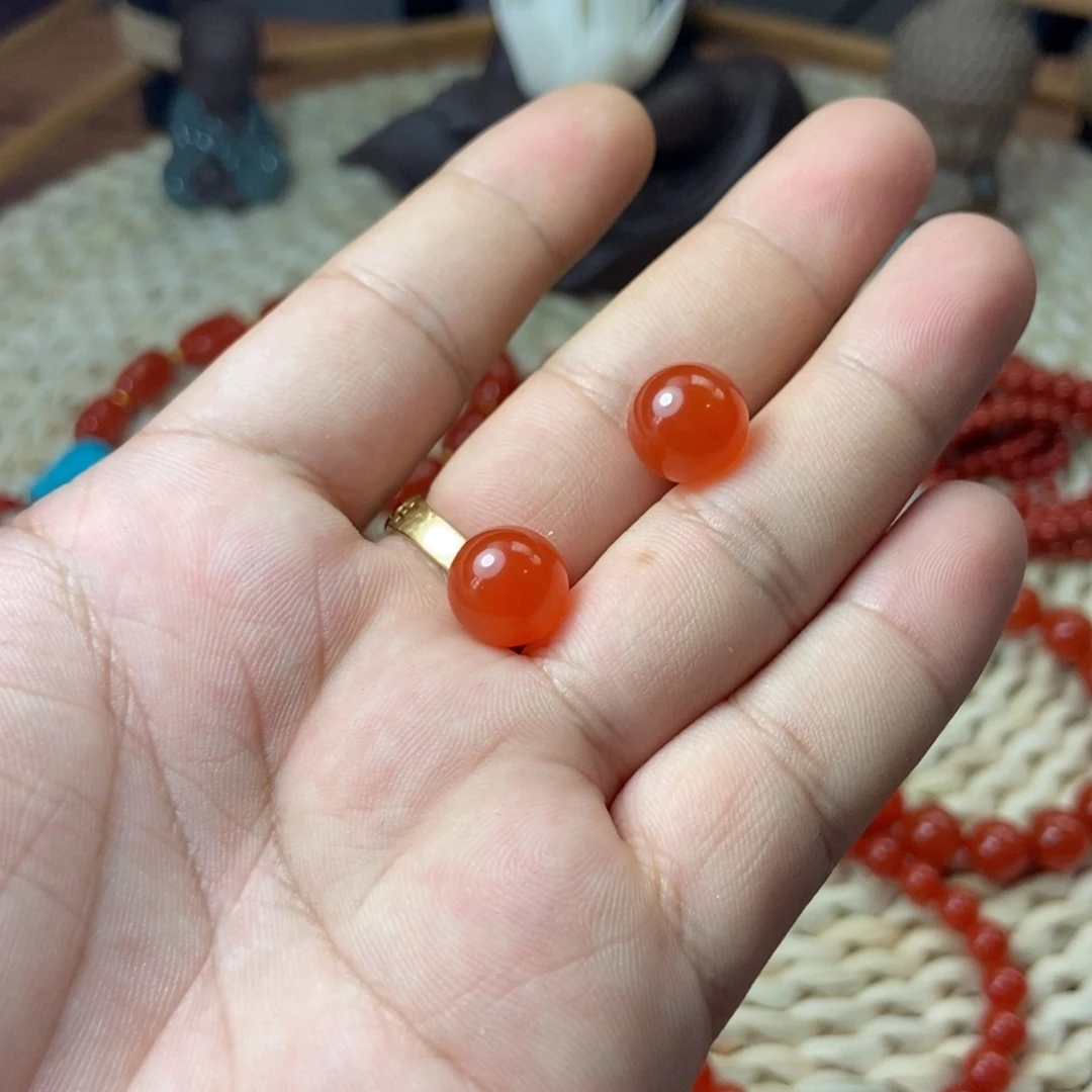 疾***风南红玛瑙未镶嵌单珠冰红单珠