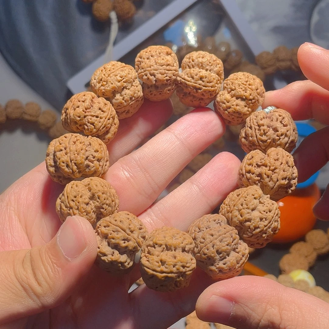 金刚菩提手串a****?梅花