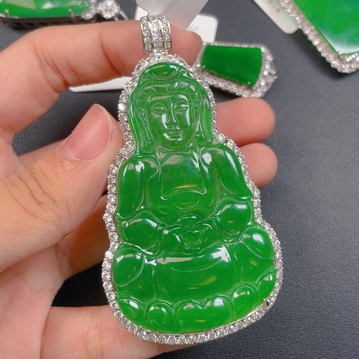 【闪购商品】颈饰银S925镶嵌翡翠翡翠