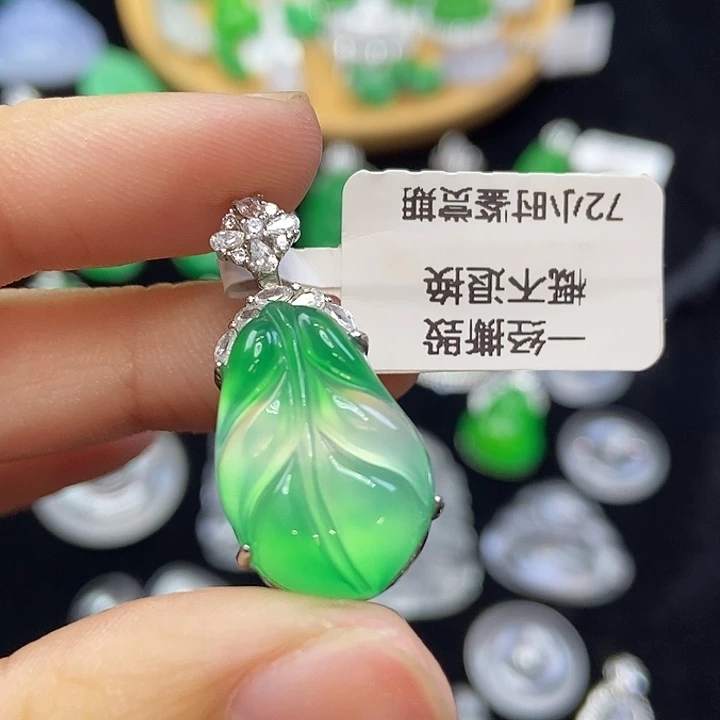 玛瑙/玉髓银S925镶嵌颈饰飘花叶子万能扣