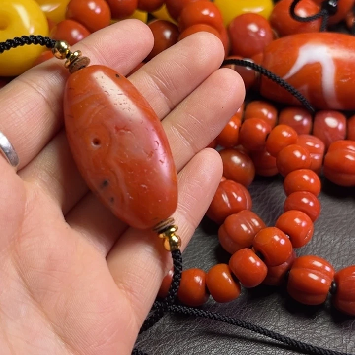 颈饰琉璃宽*琉璃………….