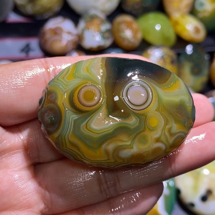 未镶嵌玛瑙/玉髓珠宝奇石