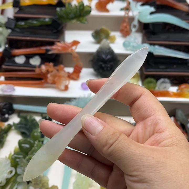 蛇纹石玉未镶嵌岫玉发簪