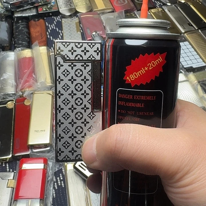 用***2心色沙轮明火打火机