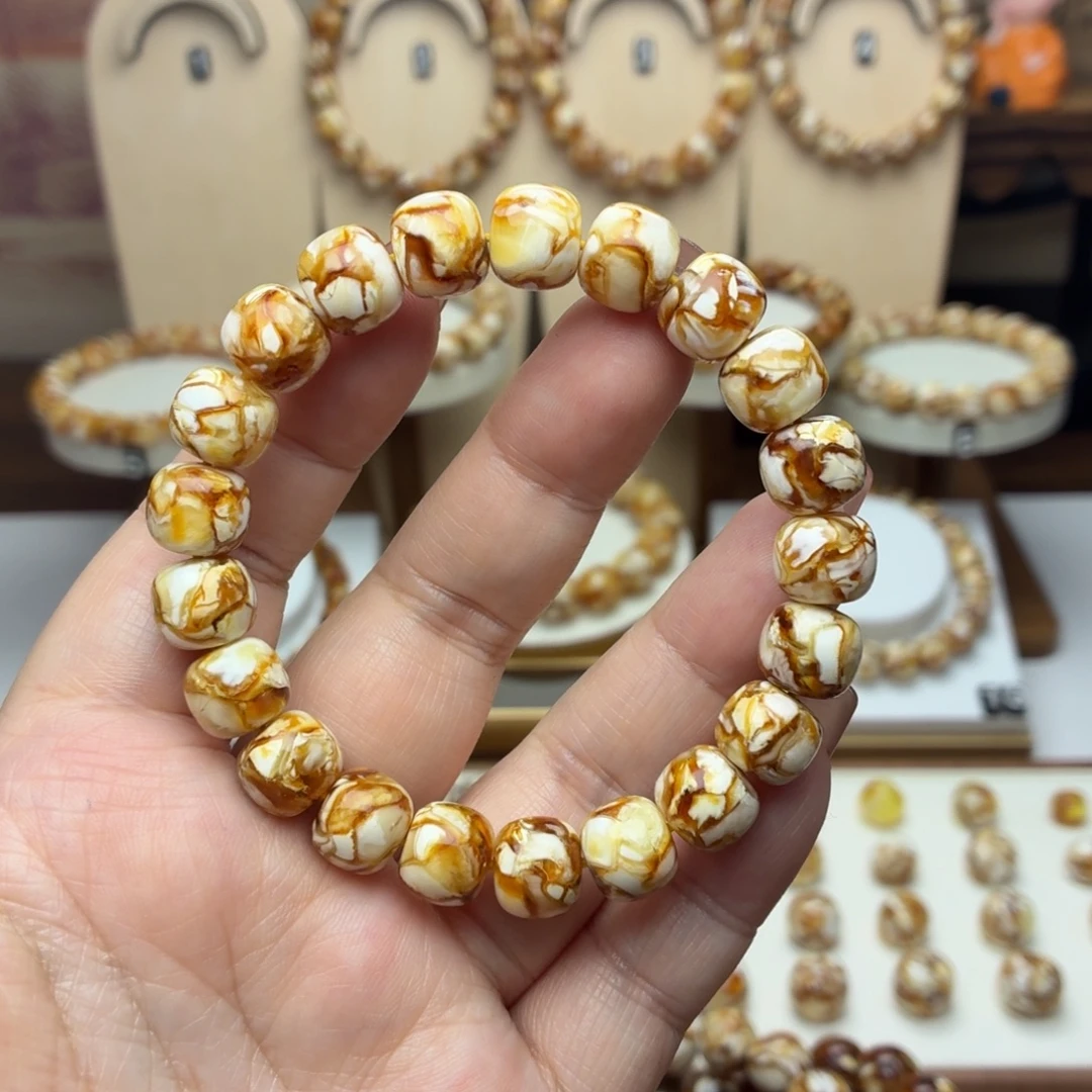 10mm沁色精工老型手串一条