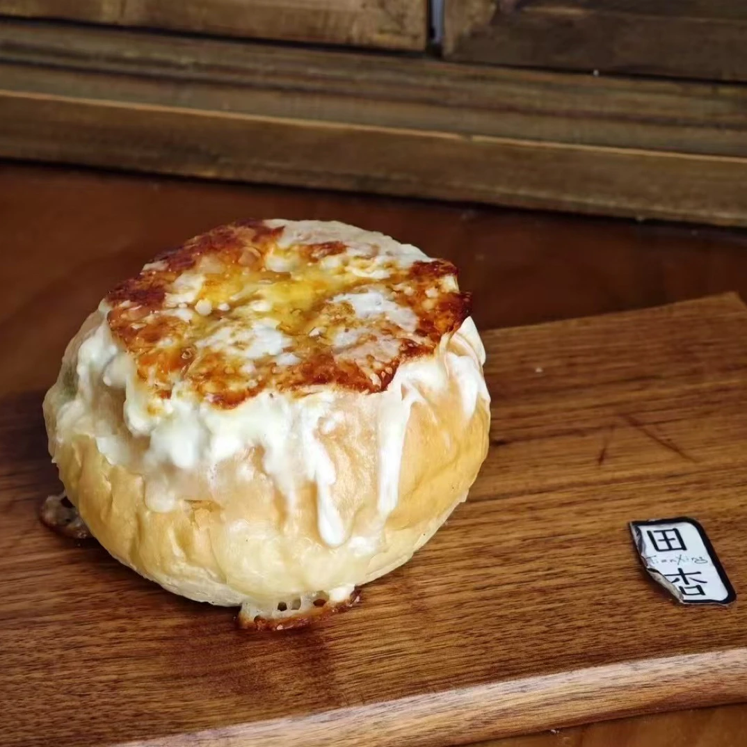 蔬菜虾饼软欧（面包）