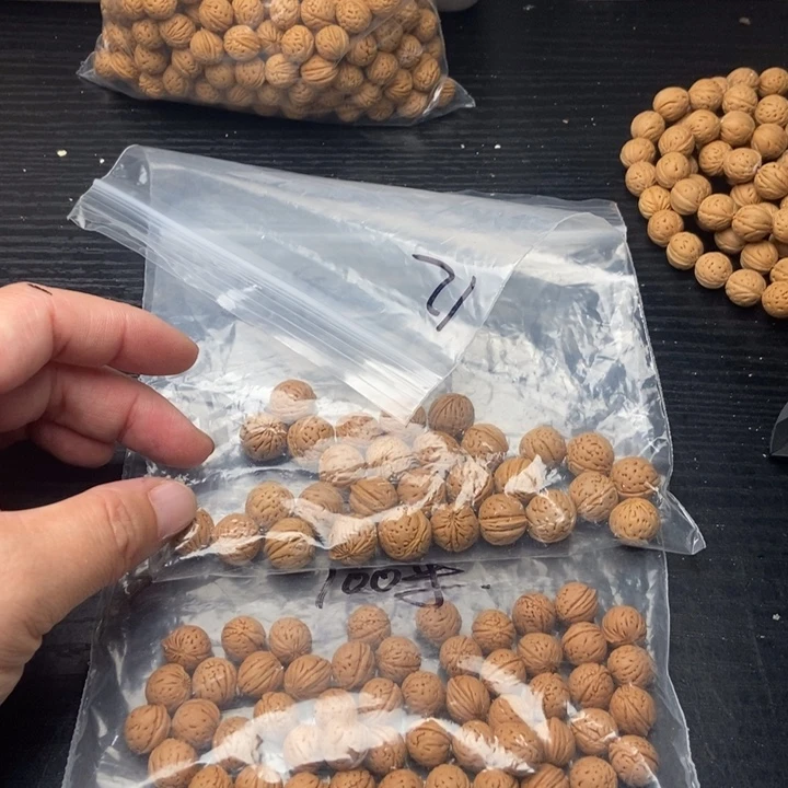 张***g吊坠文玩核桃私人定制打孔80不退不换