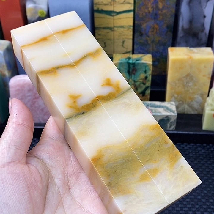 青田石印石云南石头