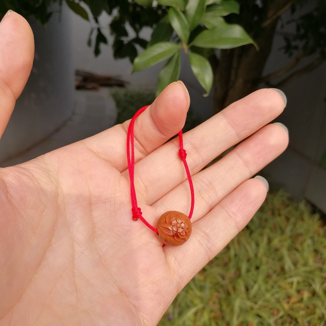 宝宝百天礼物桃核桃胡雕刻花叶珠手链脚绳手工雕刻红绳编织节日
