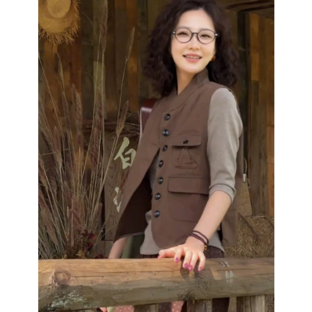 无袖复古马甲高级感叠穿通勤上衣2025秋季小众外套流行纯色马夹女