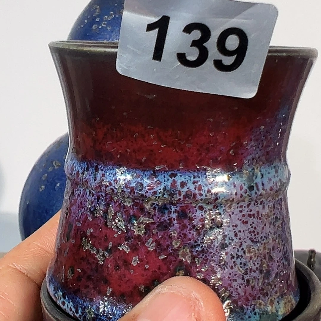 一***闲传统钧瓷工艺品在民间流传