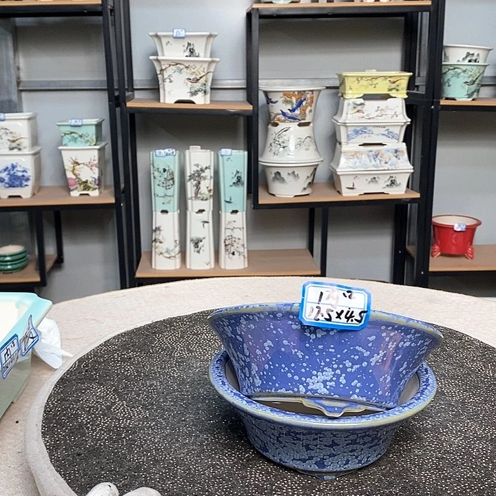 紫砂的花盆很漂亮25