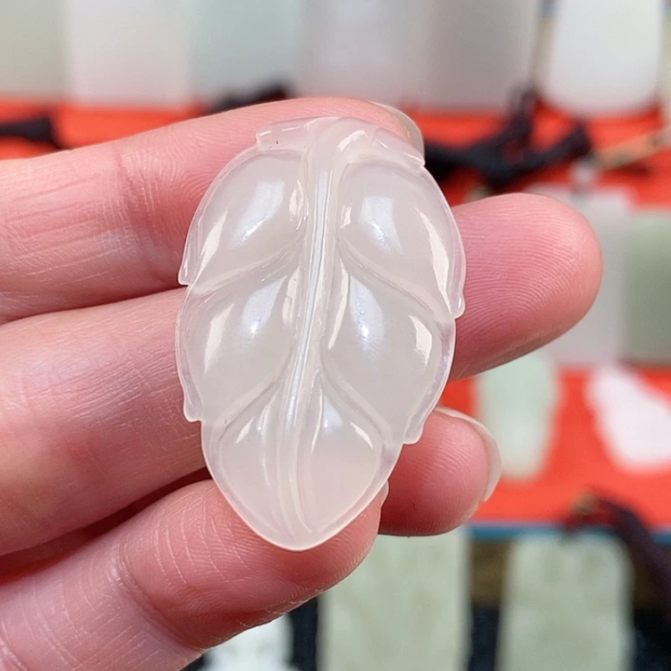 【闪购商品】颈饰未镶嵌和田玉