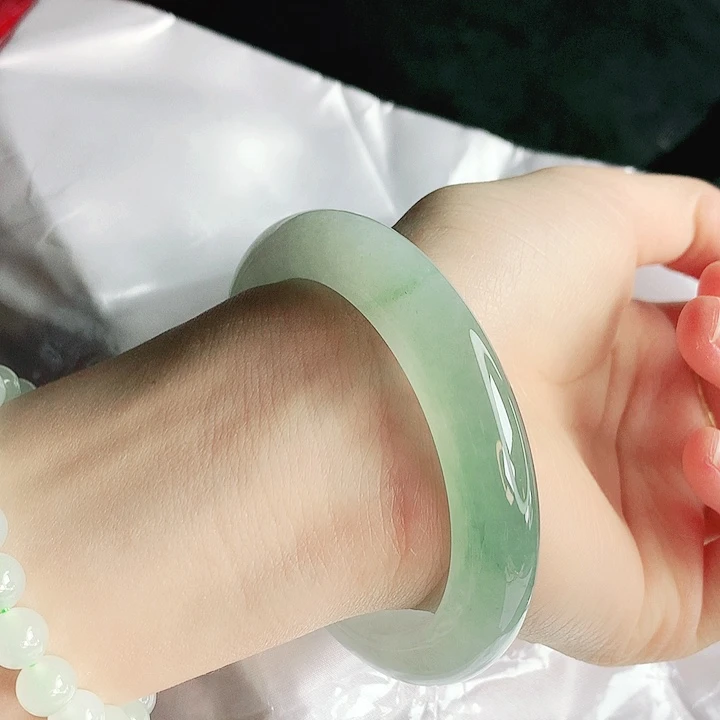 翡翠未镶嵌手镯缅甸天然a货翡翠手镯96号